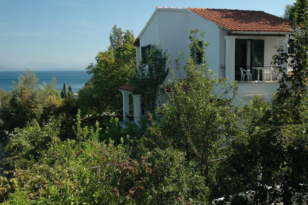 Studios Andreas Boukaris Exterior foto